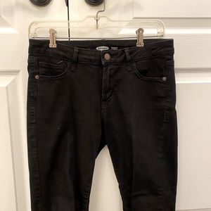 Black Old Navy low rise skinny jeans